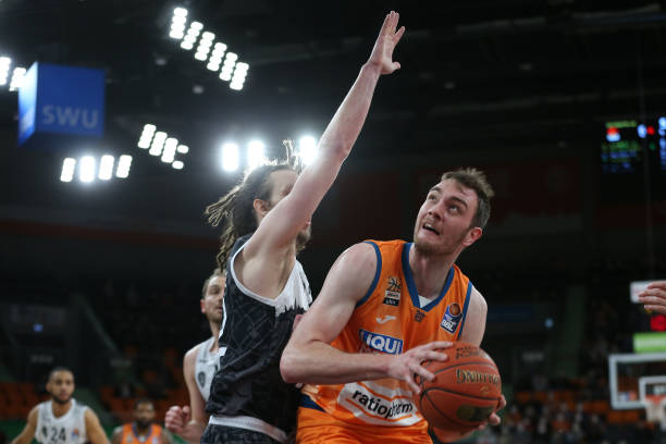 国足球的整 国足球的整