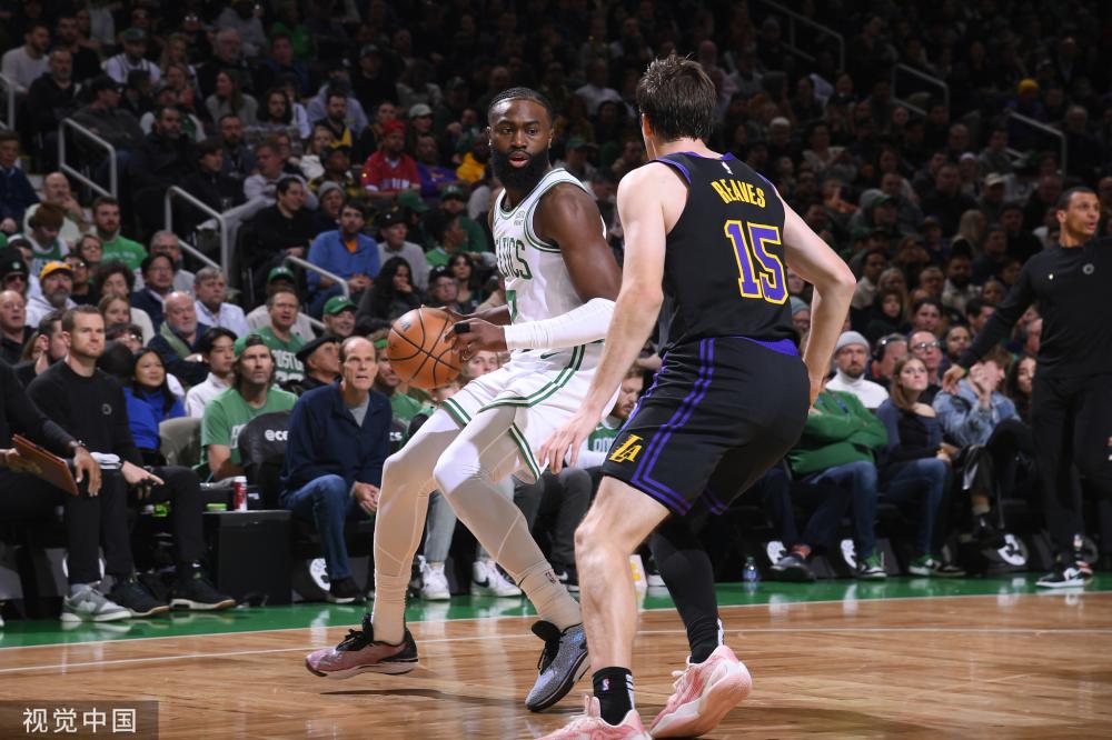 一名职业球 一名职业球